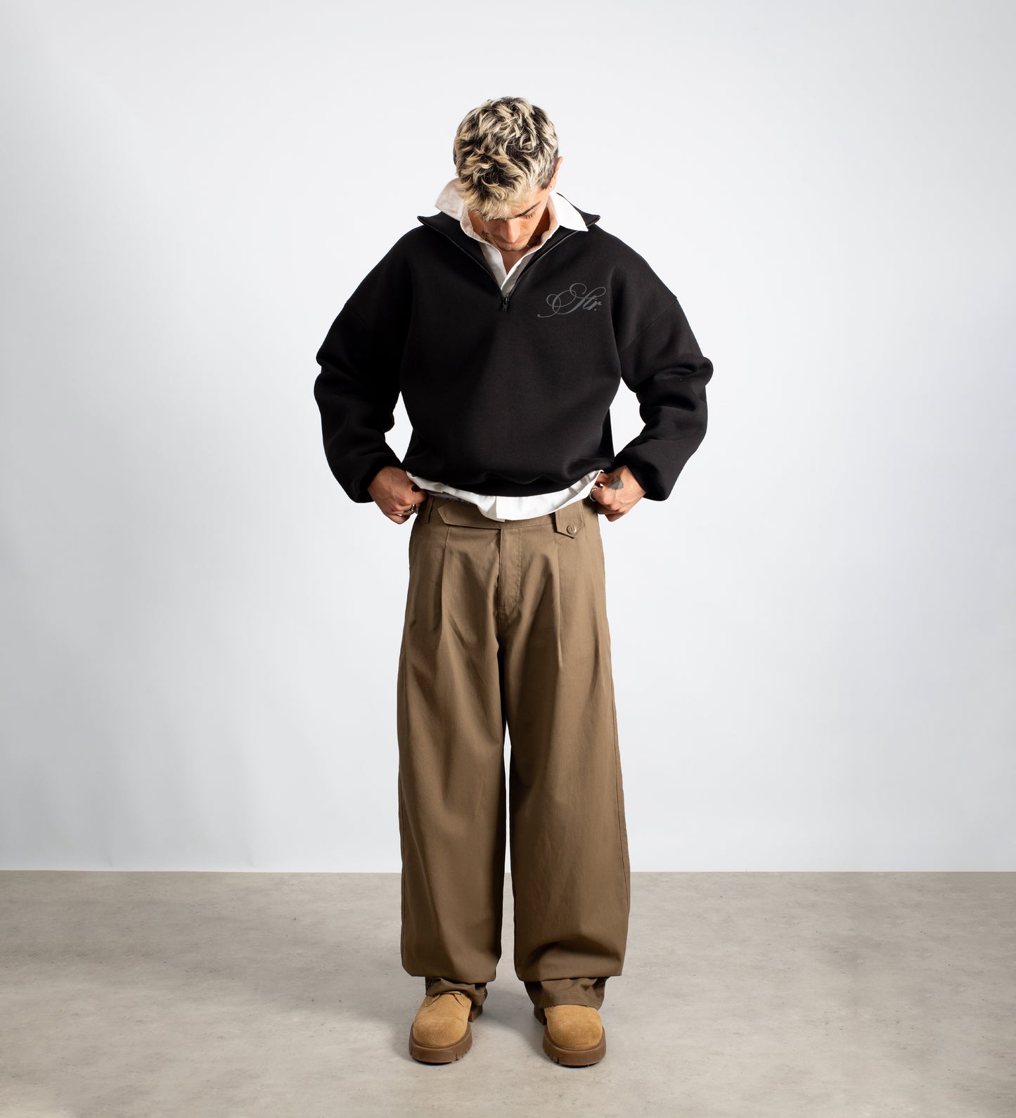 CRTV DEPT. PLEATED BAGGY PANTS – Khaki