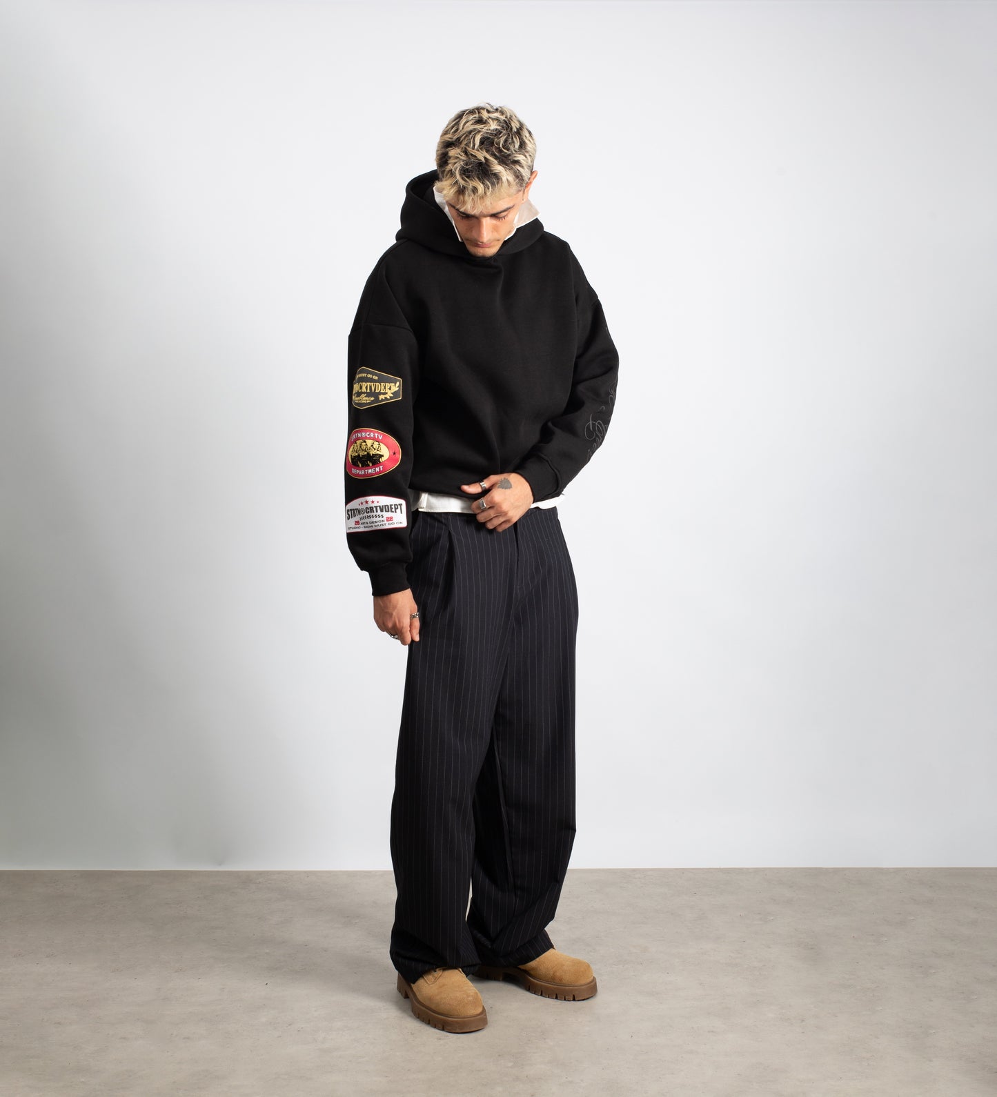 STRTN® CRTV DEPT. BOXY HOODIE – Black