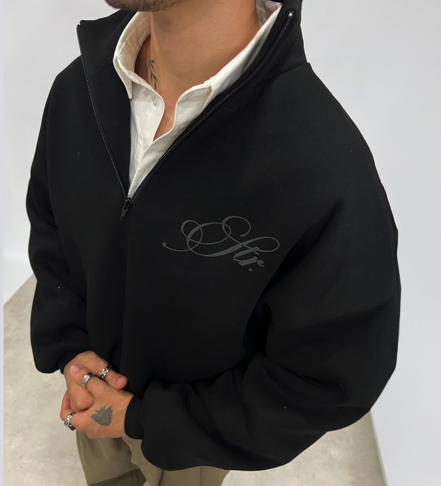STRTN® BOXY HALF-ZIP – Black