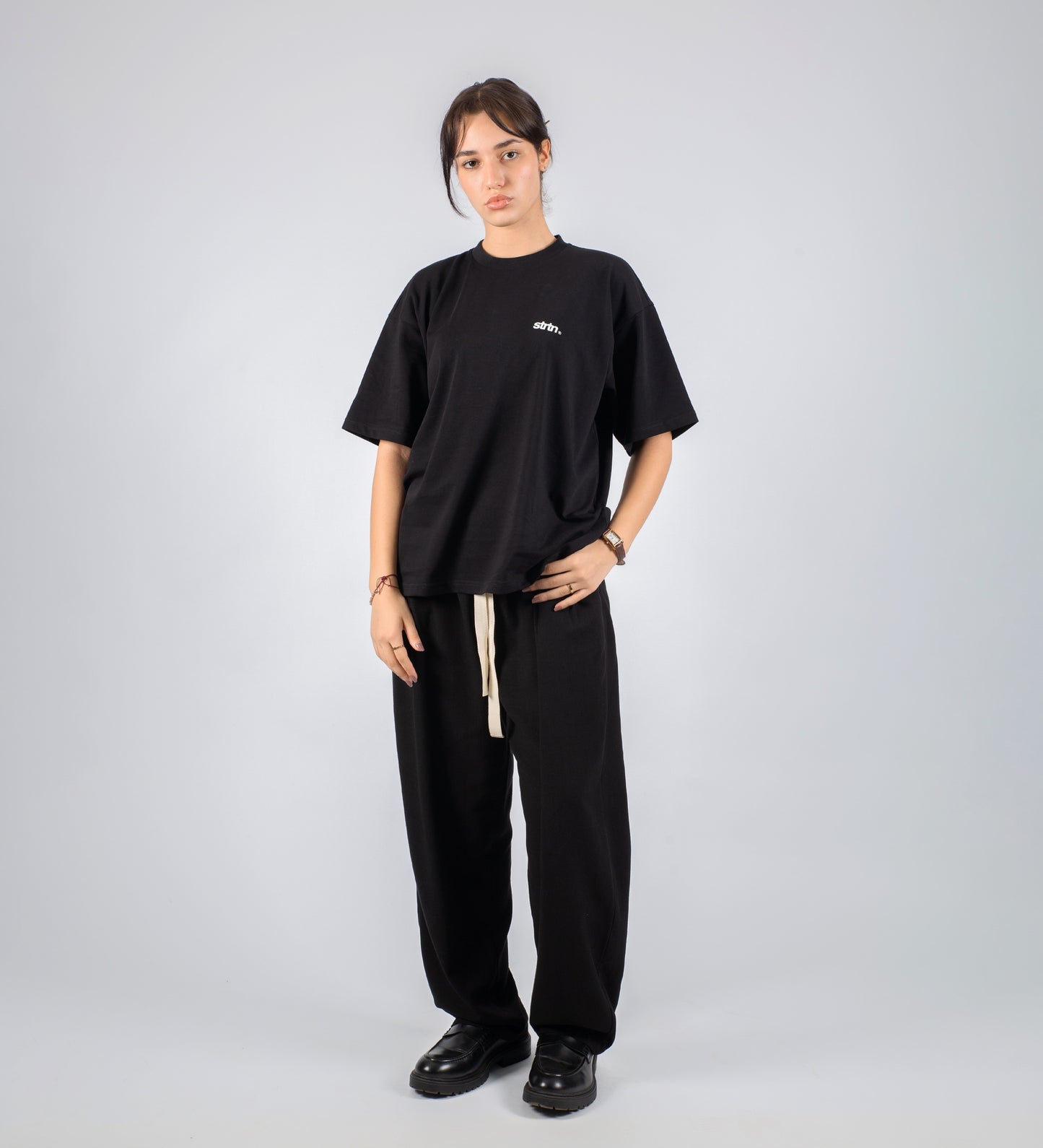 OUT OF REACH T-SHIRT – Black