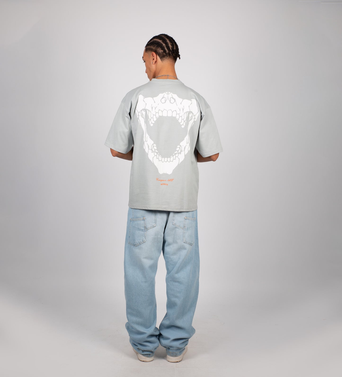 T-SHIRT CONQUER ALL T-SHIRT – Gris clair