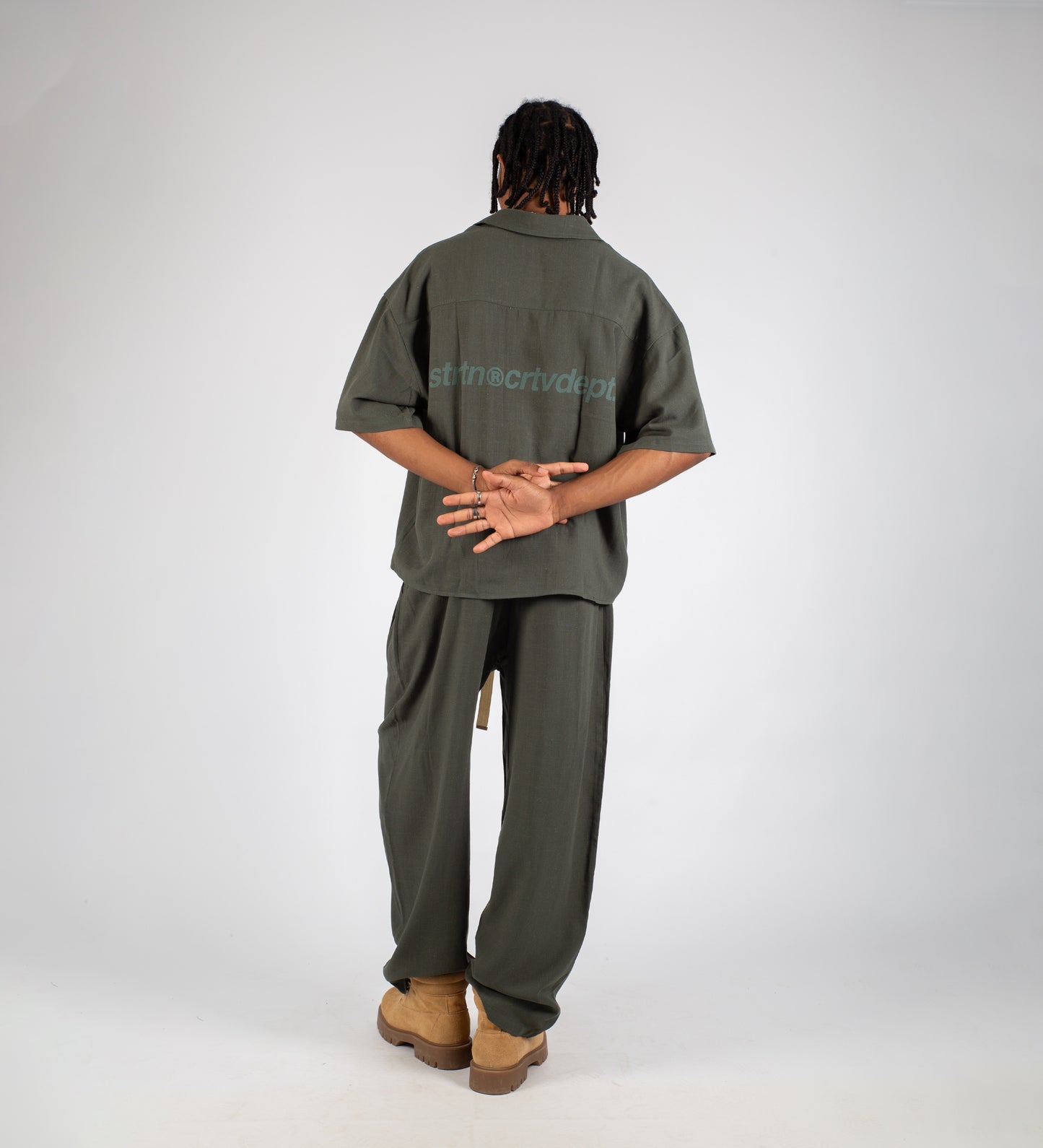 PLEATED BAGGY LINEN PANTS – Khaki