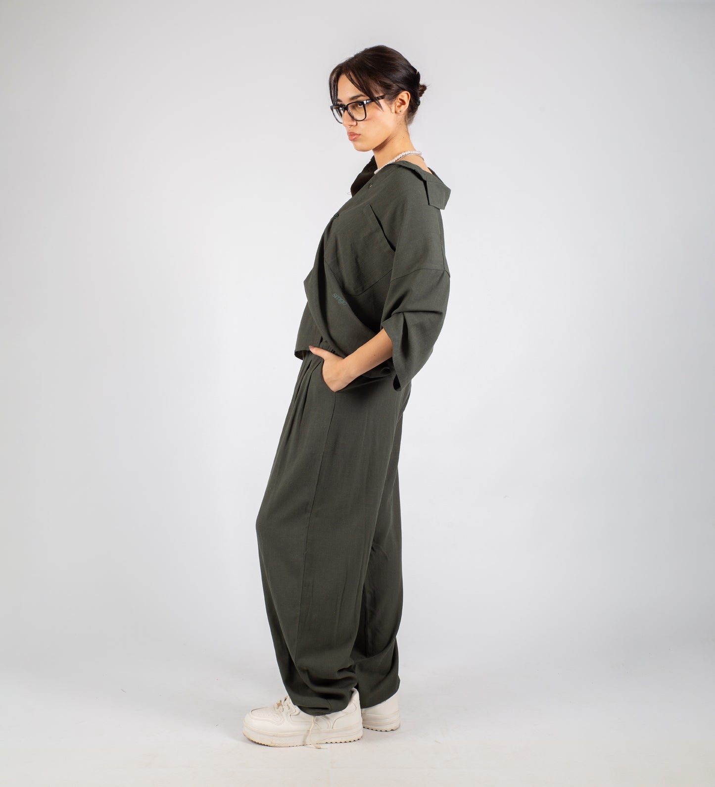 PLEATED BAGGY LINEN PANTS – Khaki