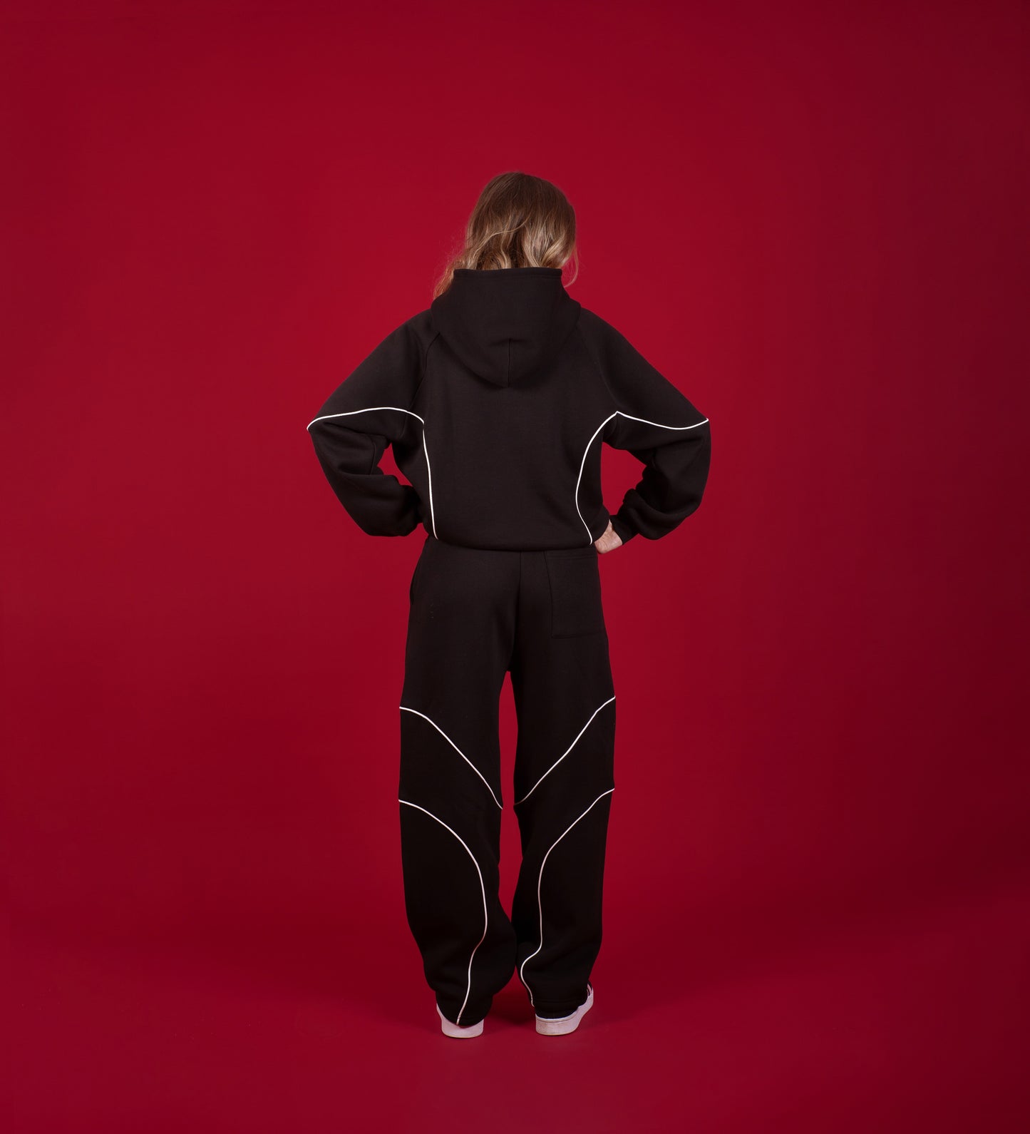 Sweat à capuche carré Strtn Piped Set – Noir