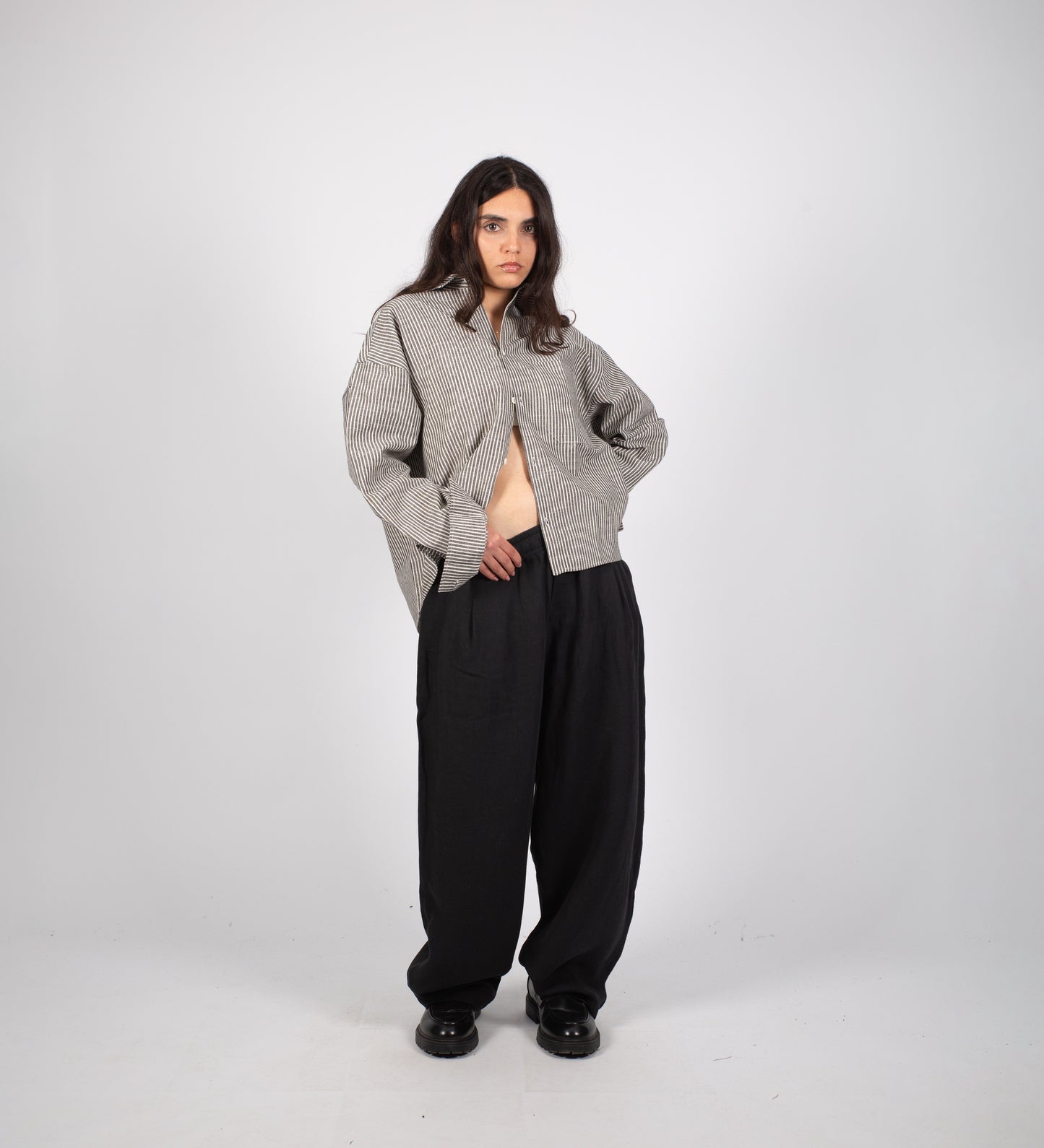PANTALON PLISSÉ BAGGY EN LIN – Noir