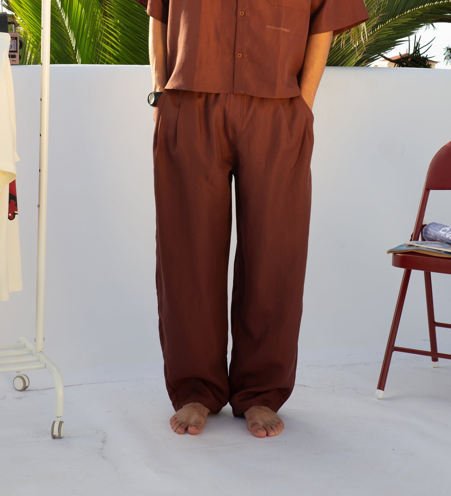 PLEATED BAGGY LINEN PANTS – Mocha
