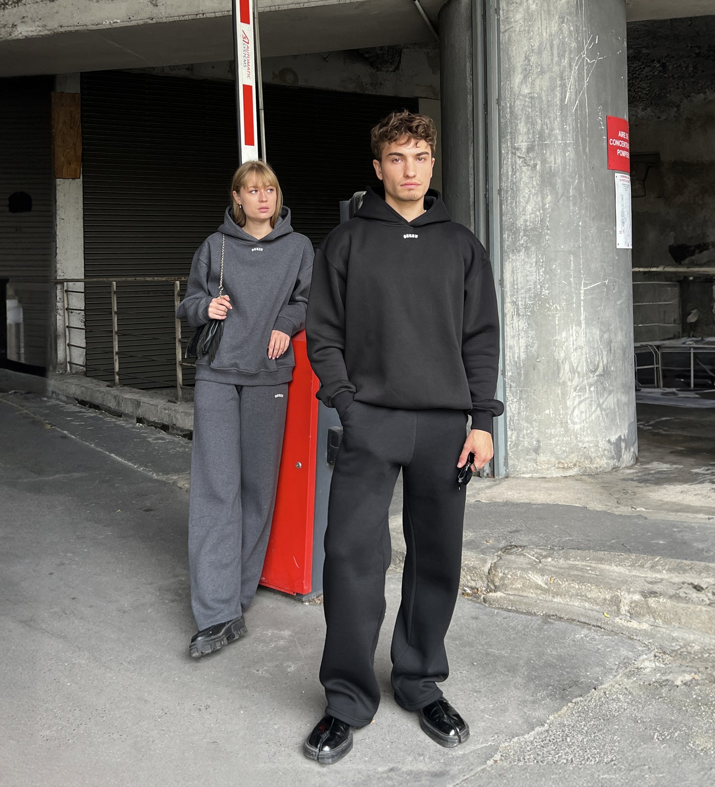 CULT SUPPLY HOODIE – Black