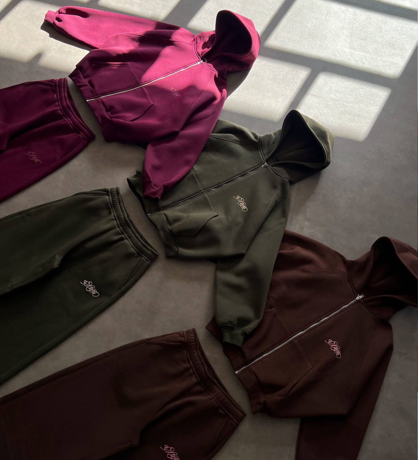 STRTN RAGLAN ZIP-UP HOODIE – Burgundy