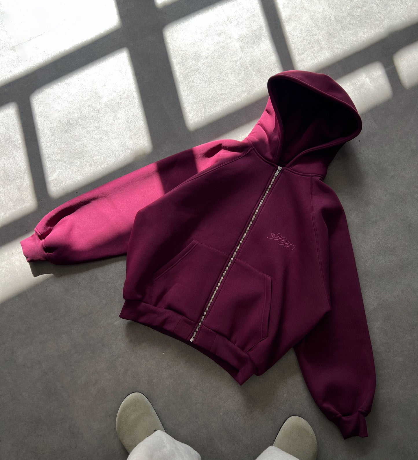STRTN RAGLAN ZIP-UP HOODIE – Burgundy