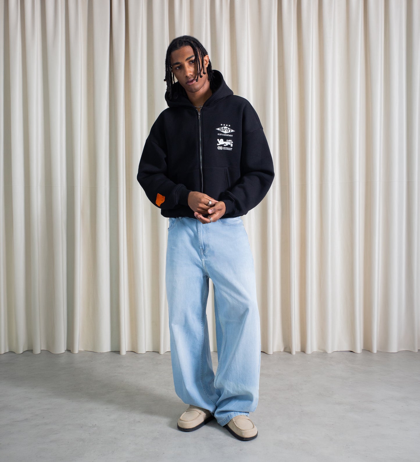 SMGO™ ZIP-UP HOODIE – Black