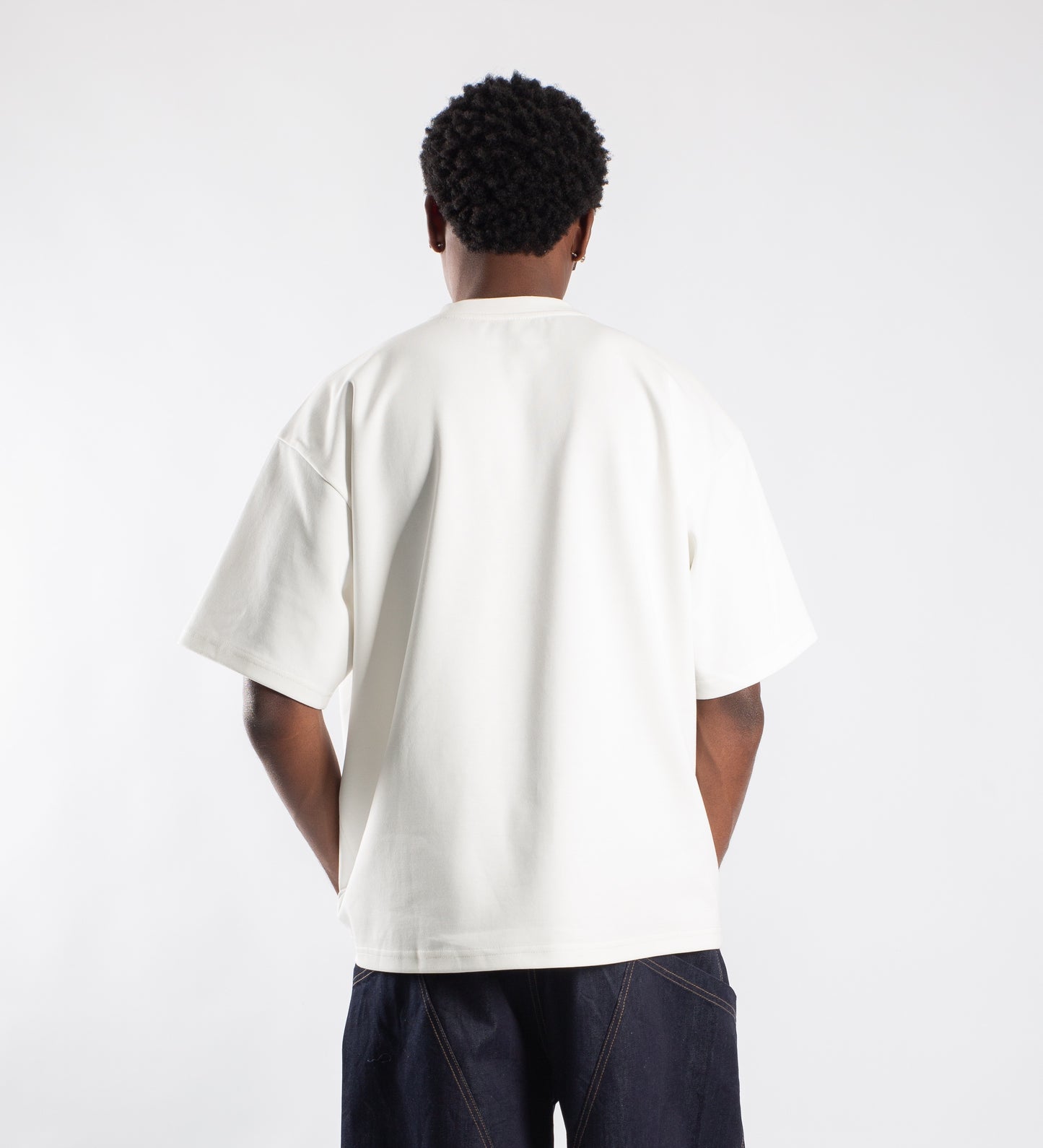 SIGNATURE HEAVYWEIGHT BOXY T-SHIRT – Off White
