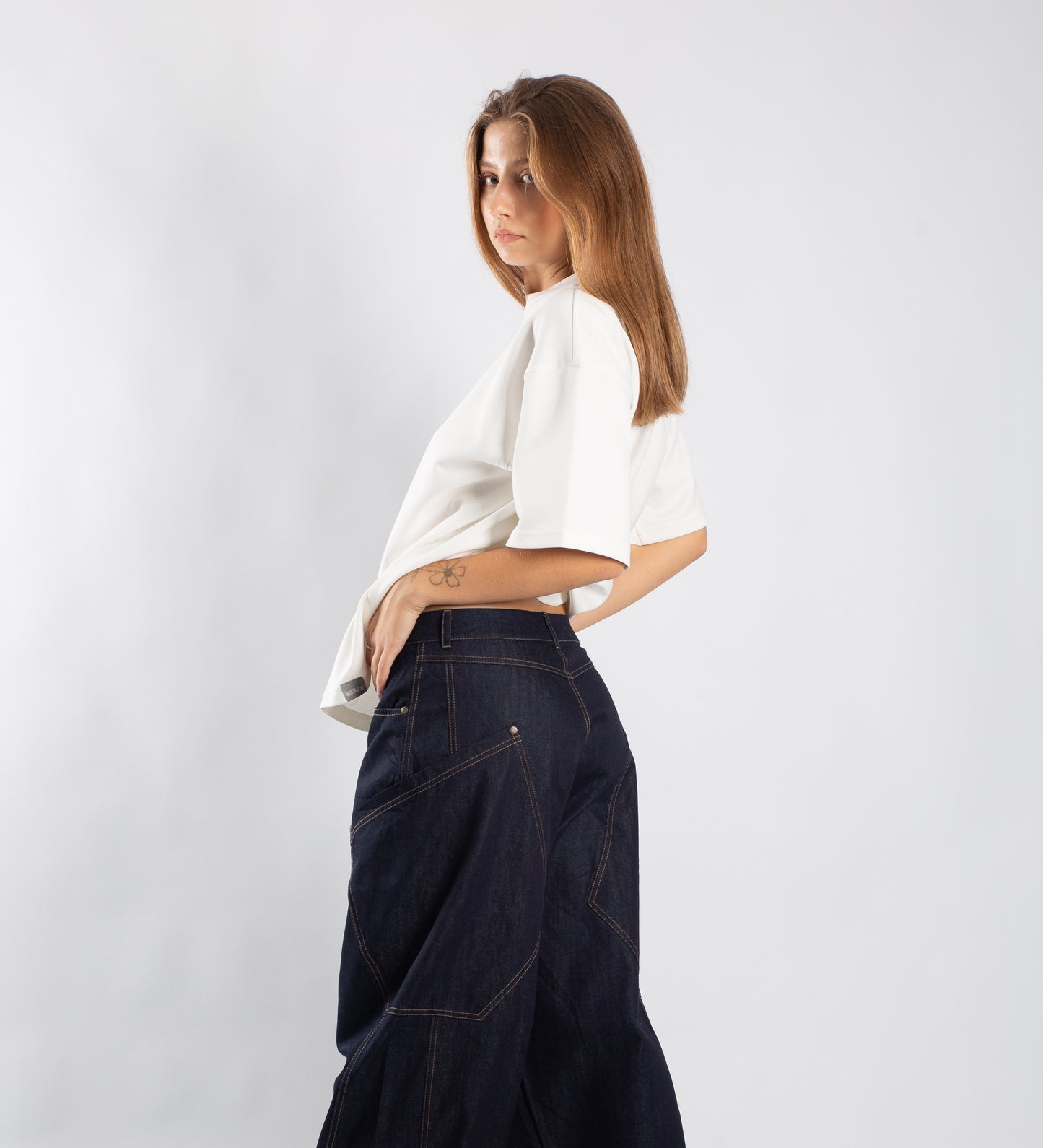 SIGNATURE HEAVYWEIGHT BOXY T-SHIRT – Off White