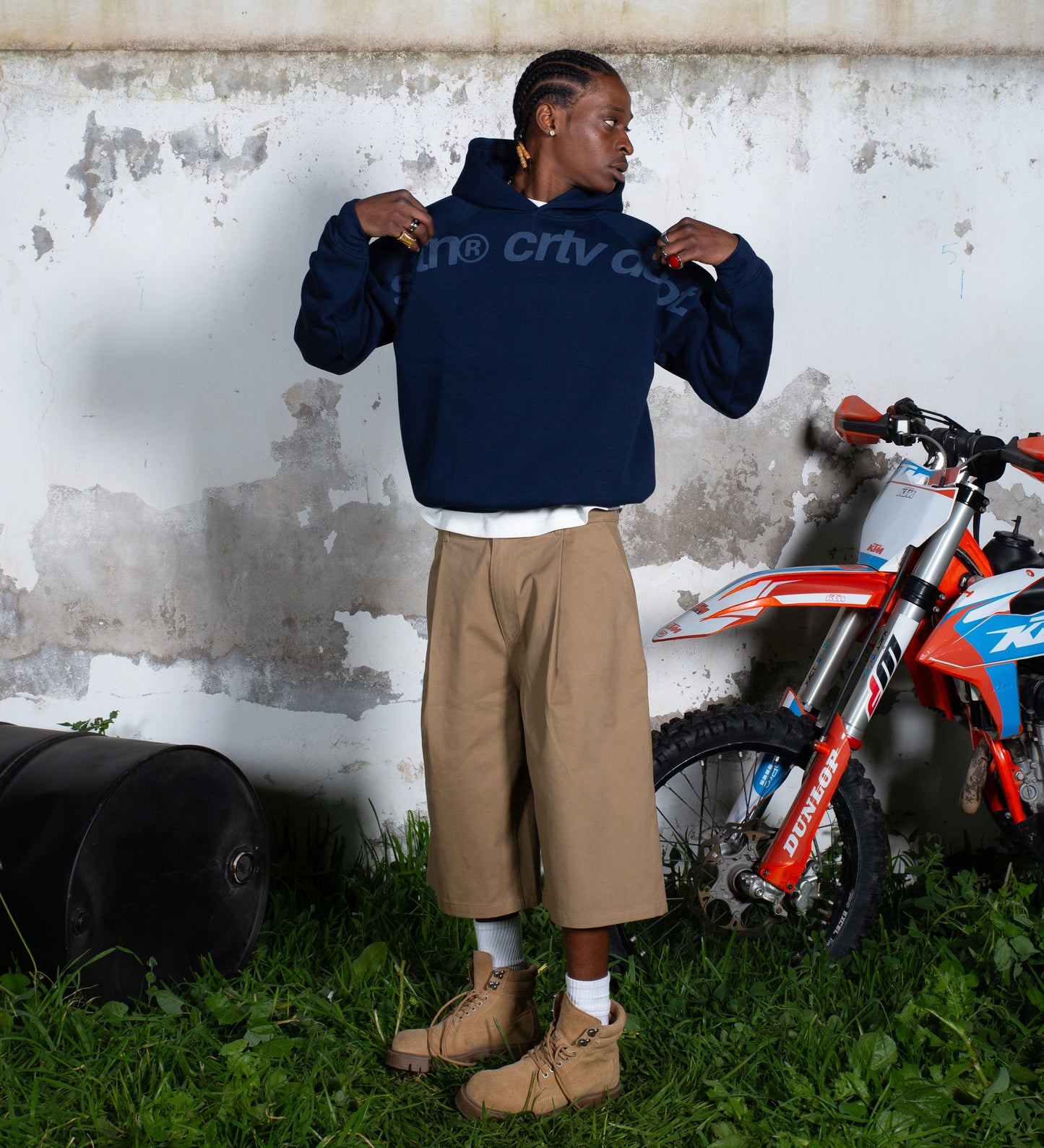 STRTN® CRTV DEPT. HOODIE – Navy