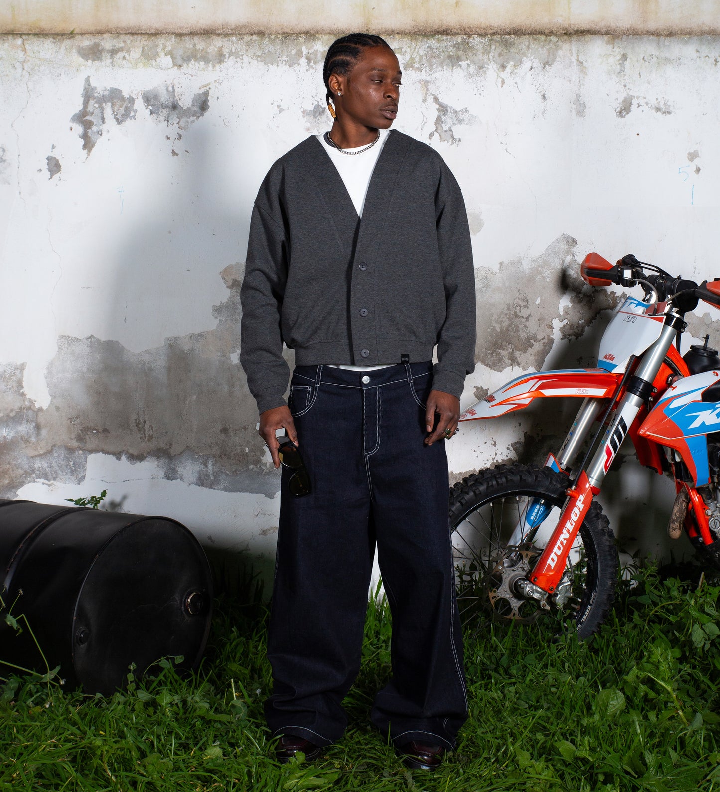 THE STRTN® CARDIGAN – Dark Heather Gray