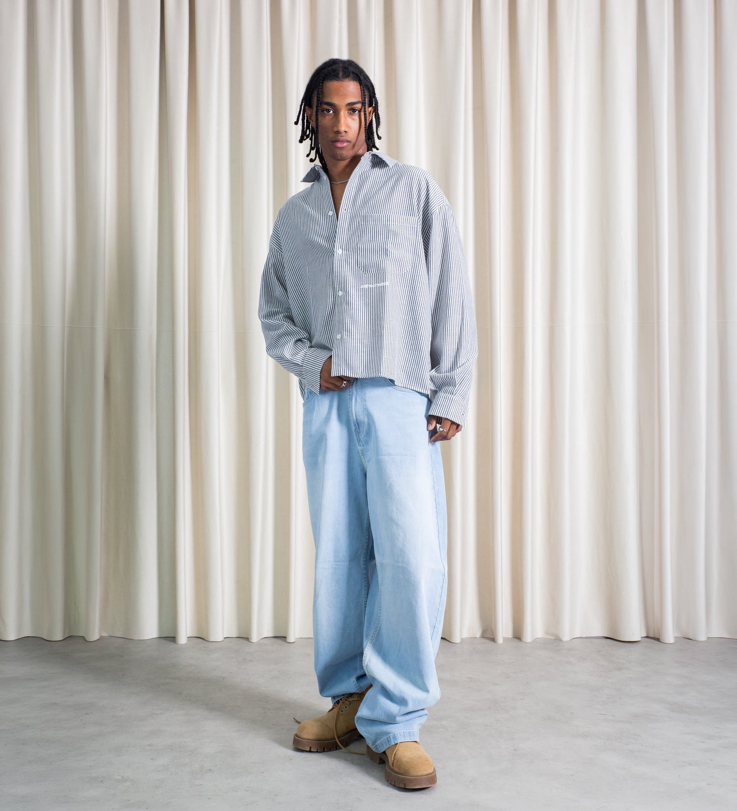THE ICEY STRIPED LINEN SHIRT