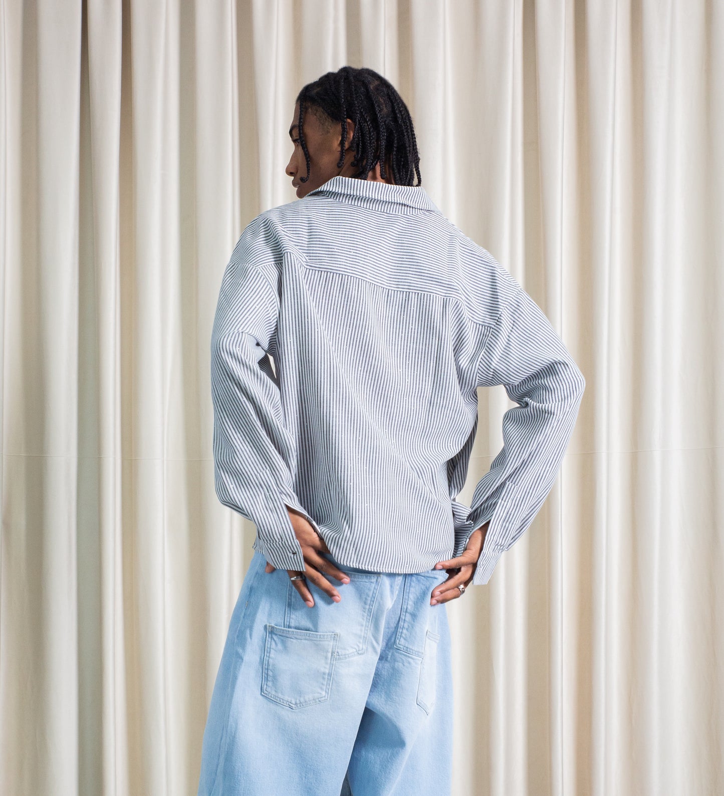 THE ICEY STRIPED LINEN SHIRT