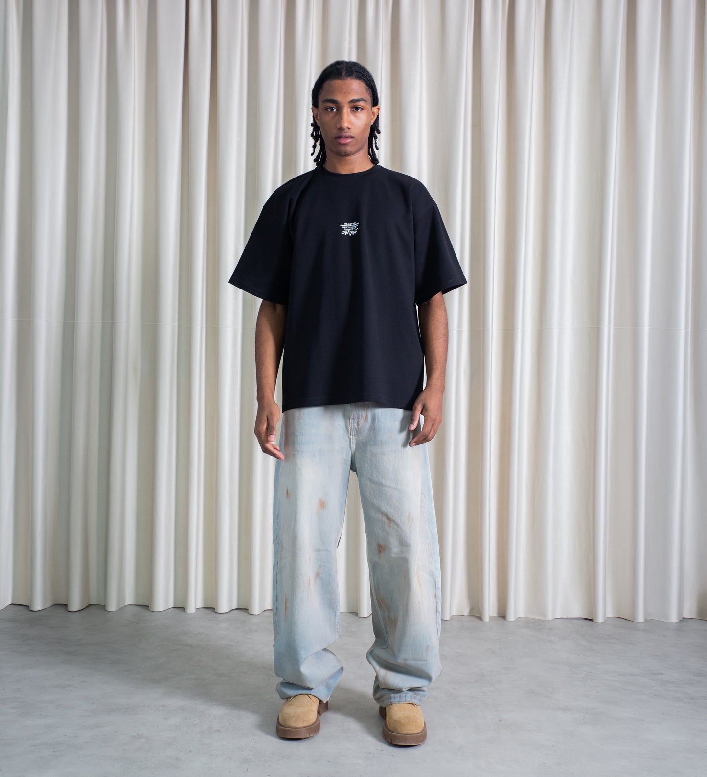 ART & DESIGN HEAVYWEIGHT T-SHIRT – Black