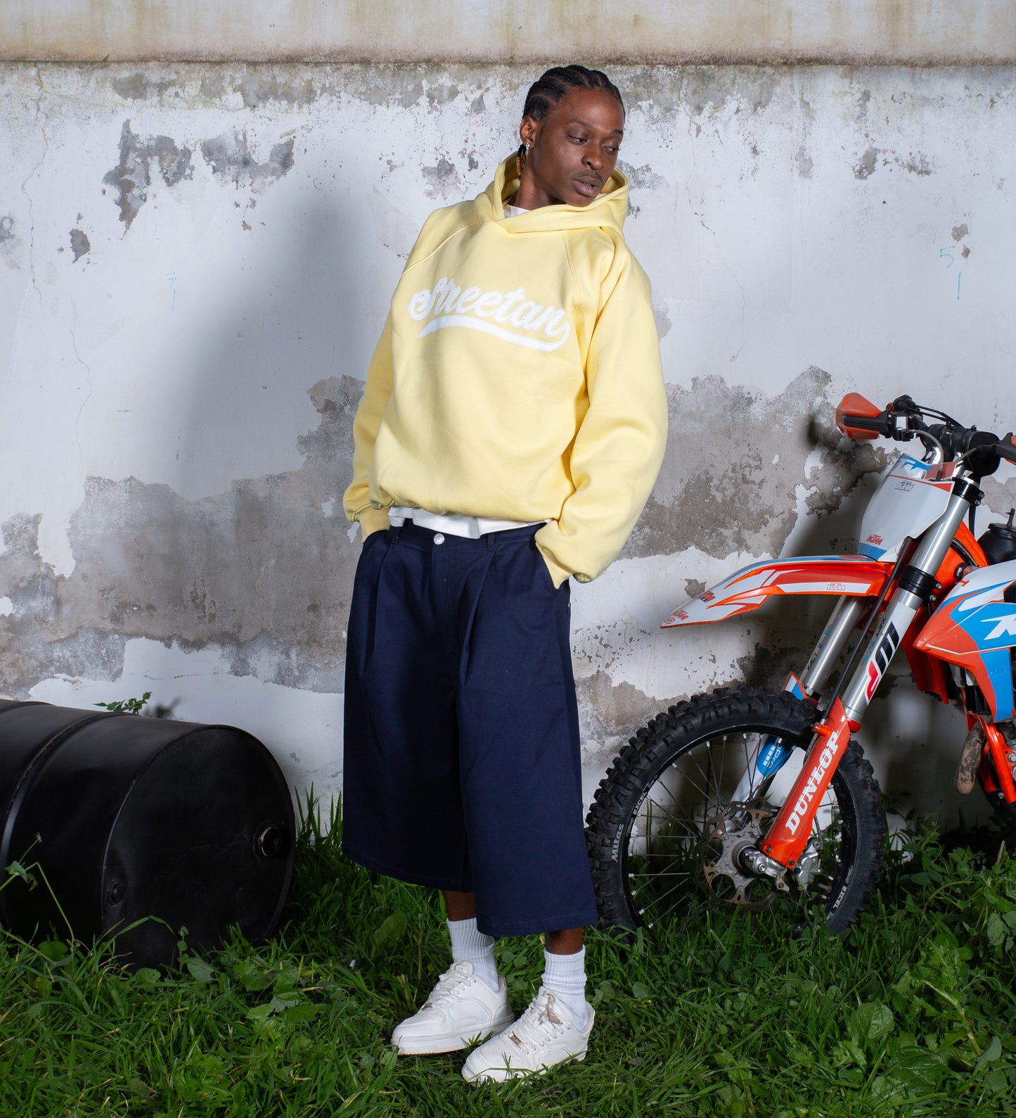 STRTN® BASEBALL RAGLAN HOODIE – Pastel Yellow