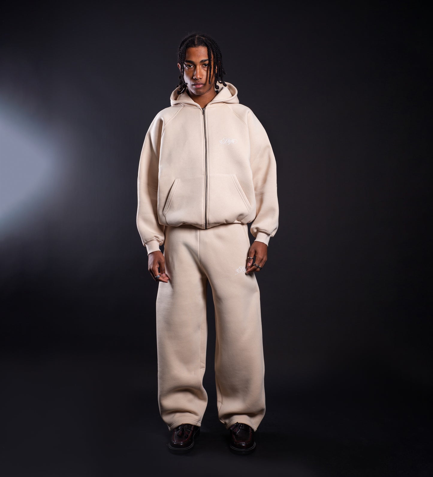 STRTN RAGLAN ZIP-UP HOODIE  – Cream