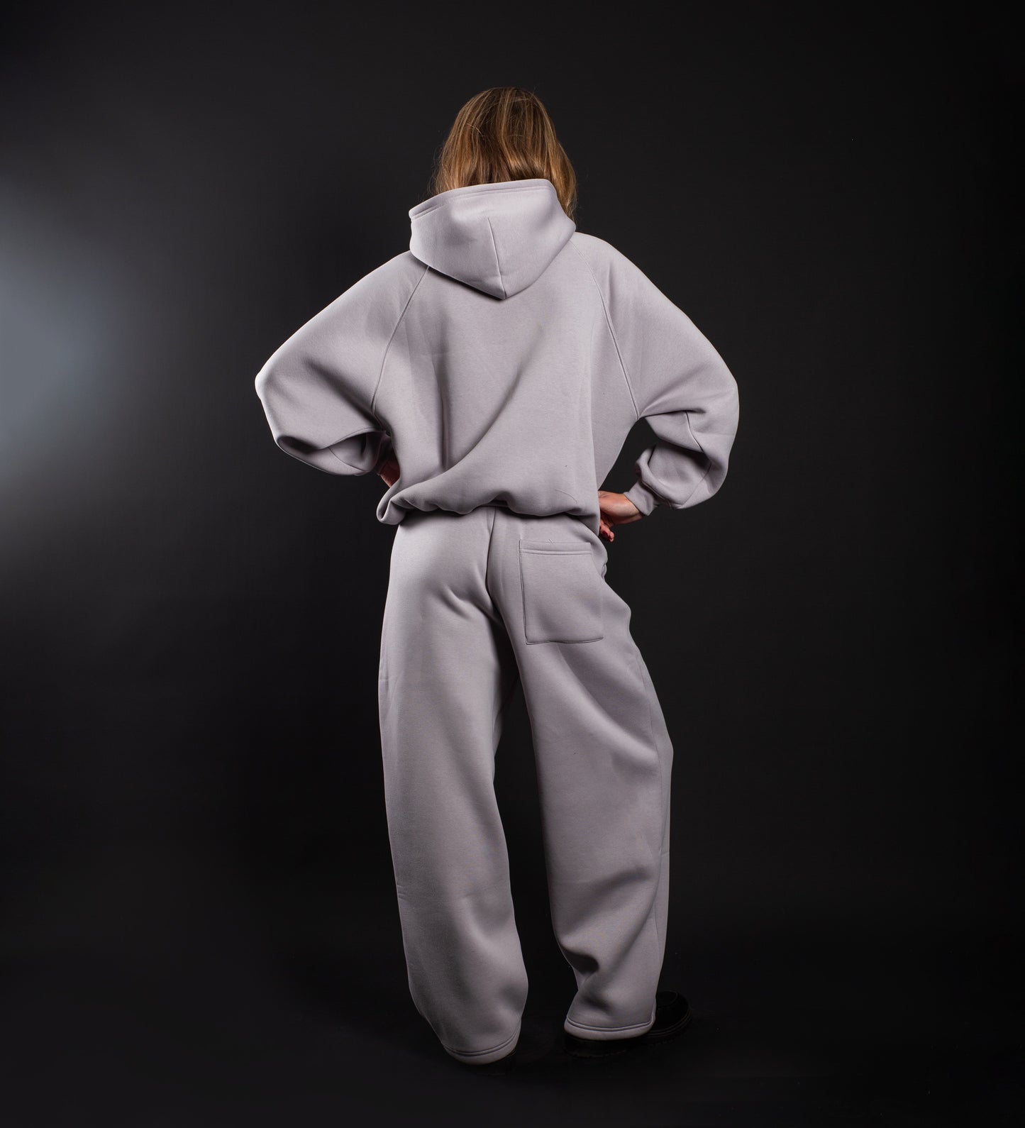 STRTN RAGLAN ZIP-UP HOODIE  – Light Gray