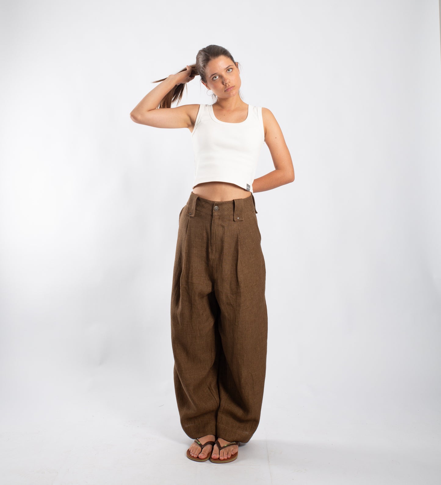 HEAVYWEIGHT LINEN PLEATED PANTS – Brown