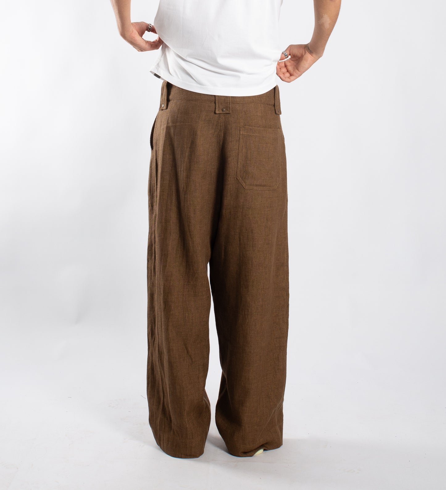 HEAVYWEIGHT LINEN PLEATED PANTS – Brown