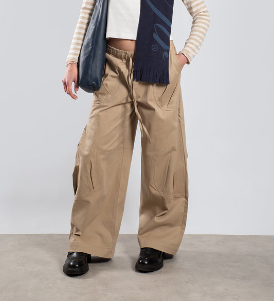 WOMEN'S PLEATED LOOSE CANVAS PANTS – Beige