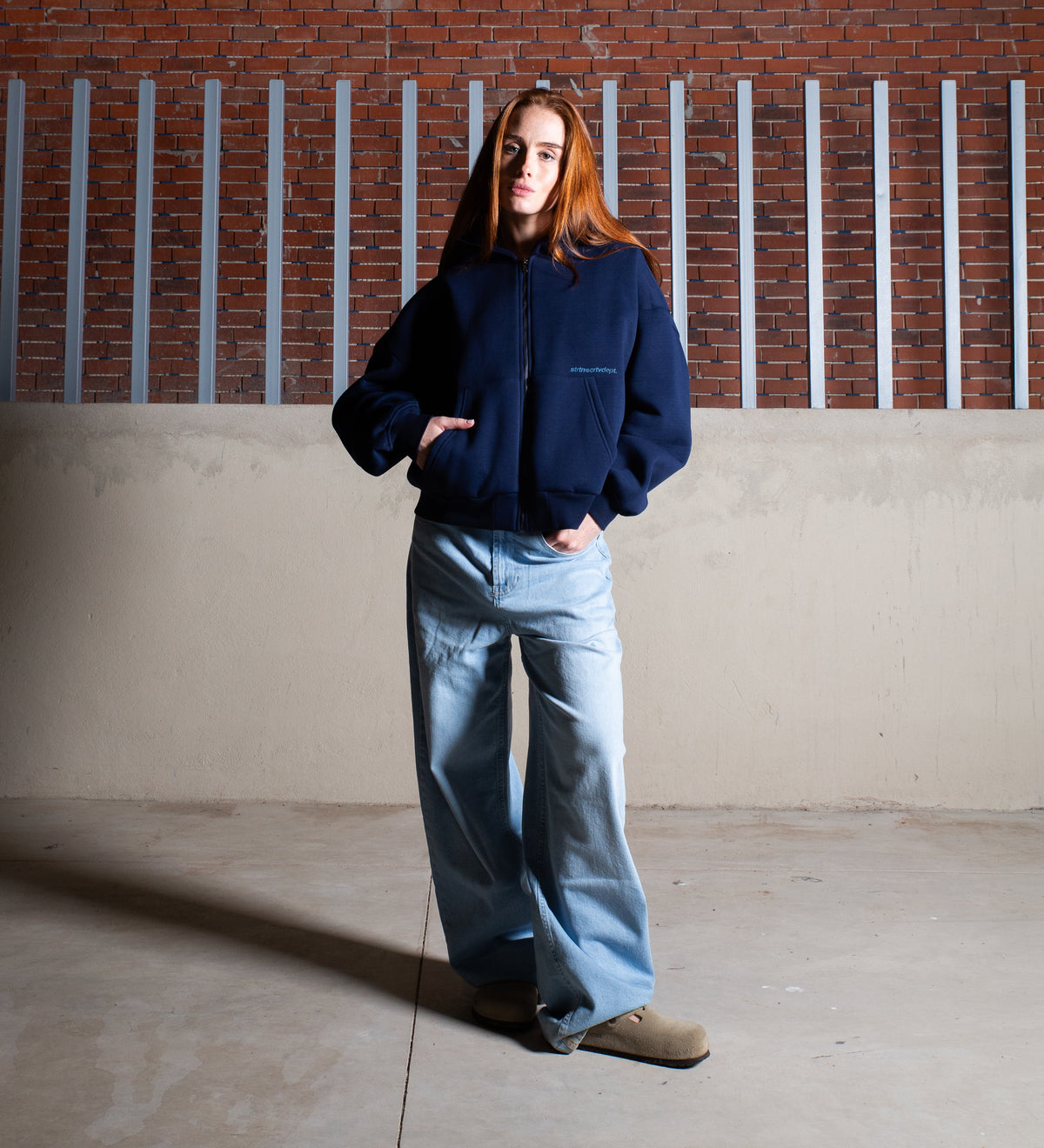 ART & DESIGN STD. ZIP-UP HOODIE – Navy