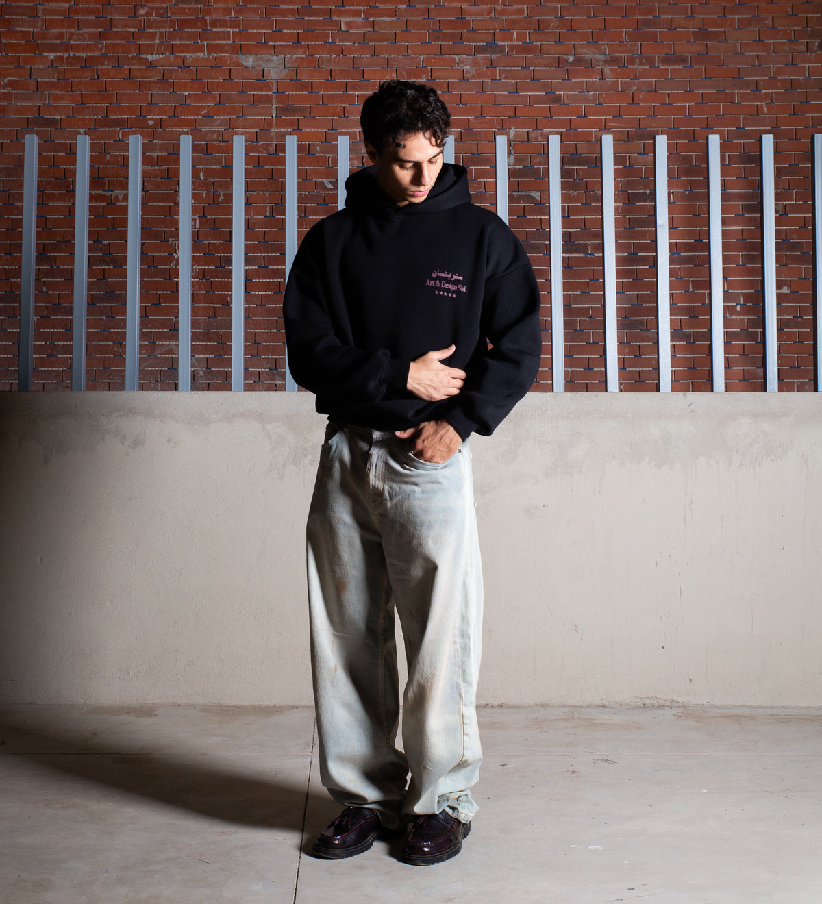 LEGACY V.II HOODIE – Black