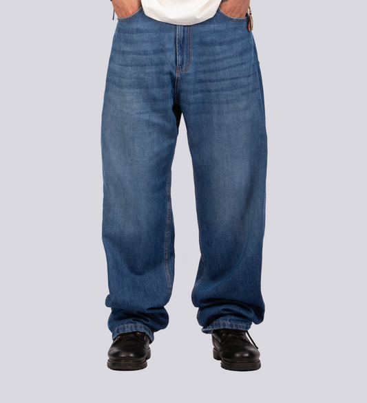 SIGNATURE WASHED DENIM – Blue