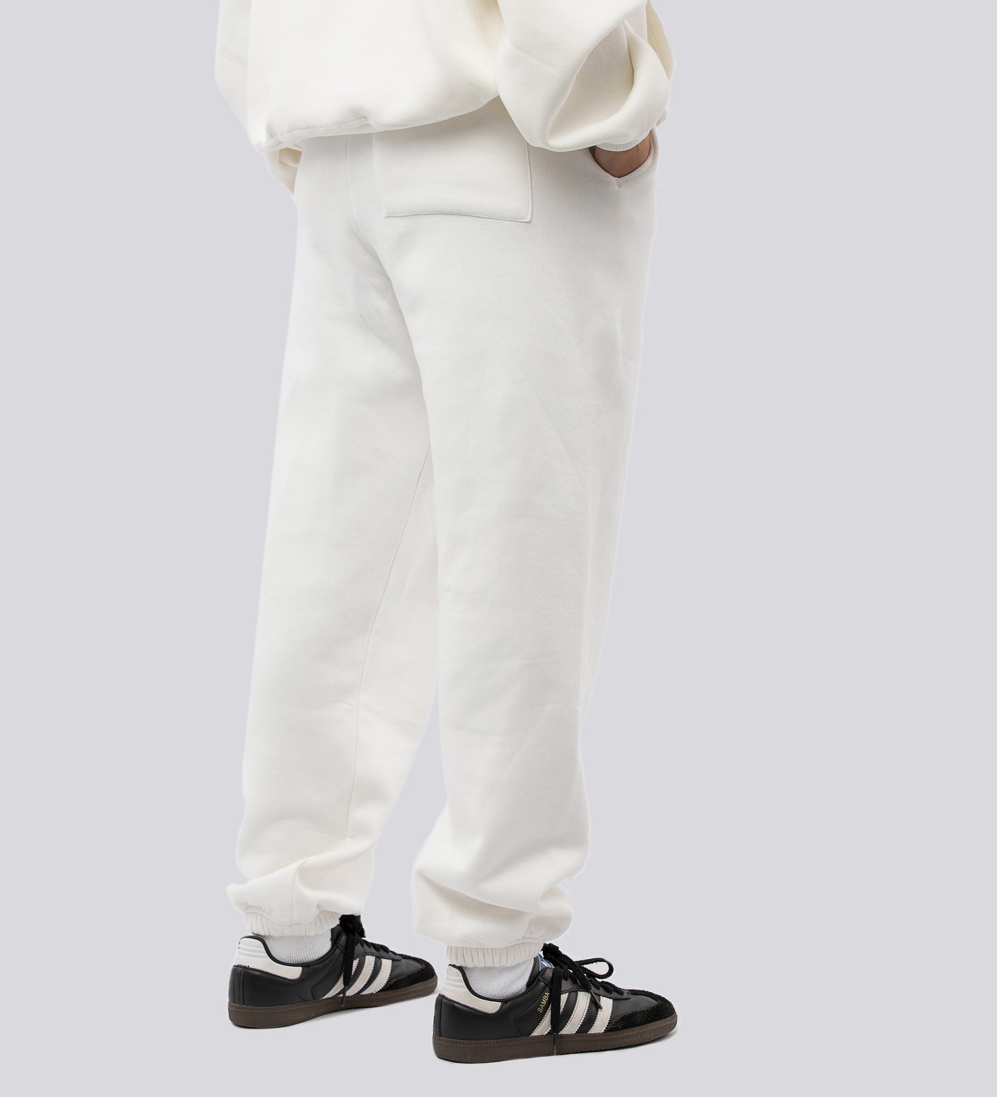 HEAVYWEIGHT JOGGERS – White