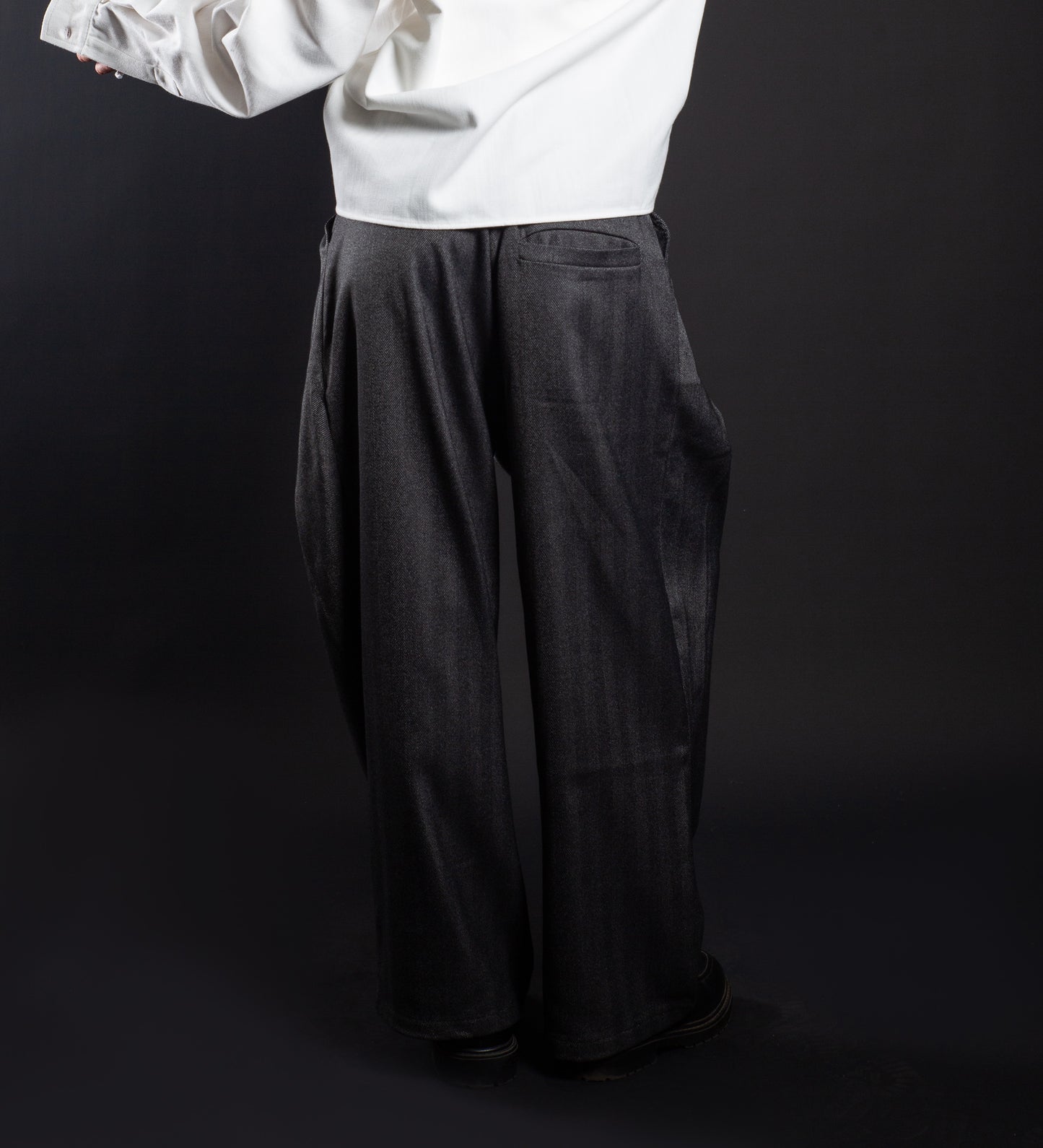 CRTV DEPT PLEATED WOOL TROUSERS – Charcoal