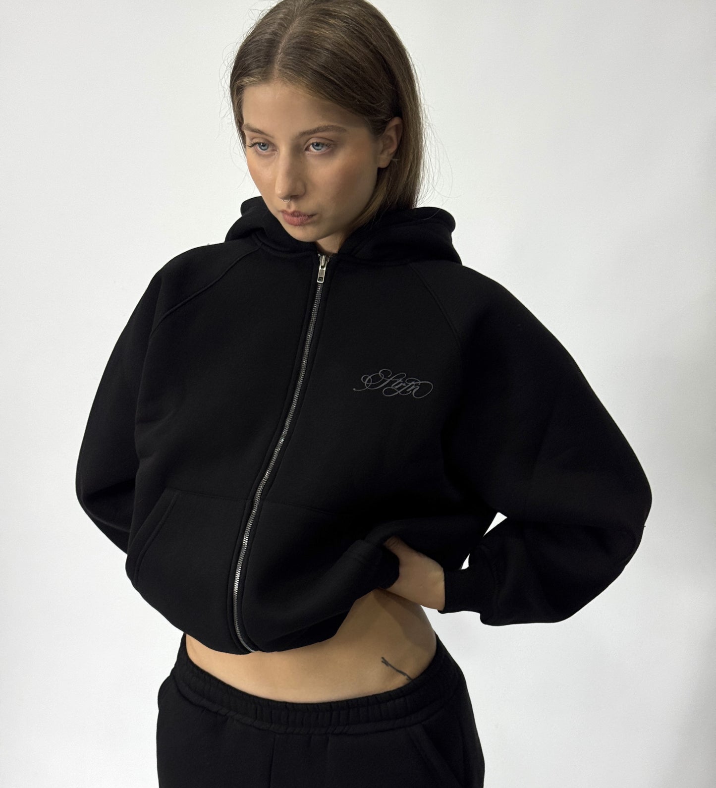 STRTN RAGLAN ZIP-UP HOODIE III – Black